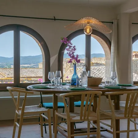 - Maison Medievale Tout Confort Hébergement de vacances *